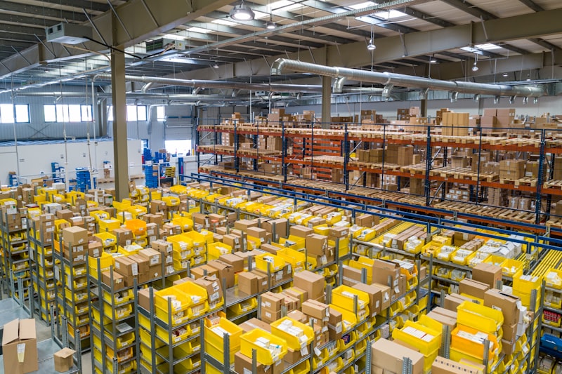 Publishing and distributing digital catalogs